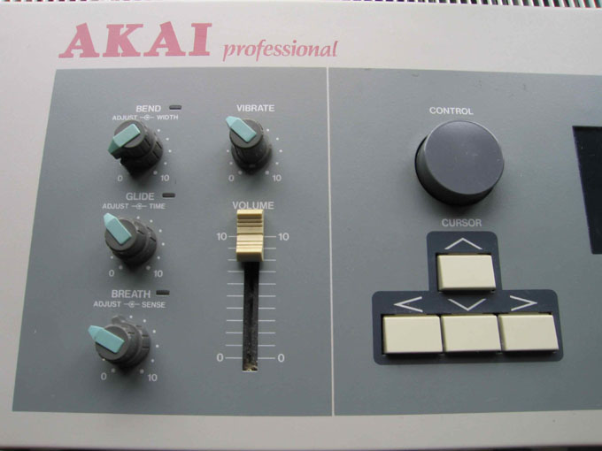 akai-vx600-14